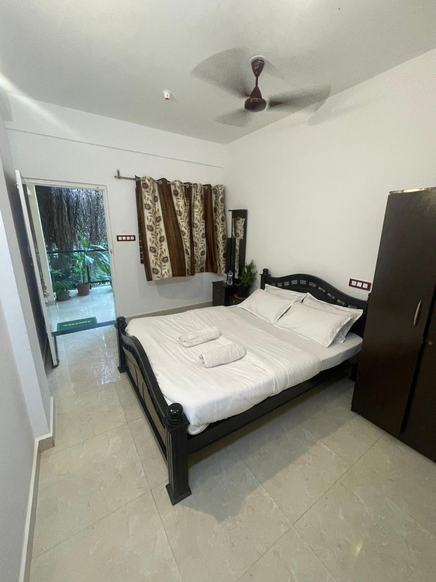 This Is It Beachfront - Rooms, Cafe & Events Arambol Exterior photo